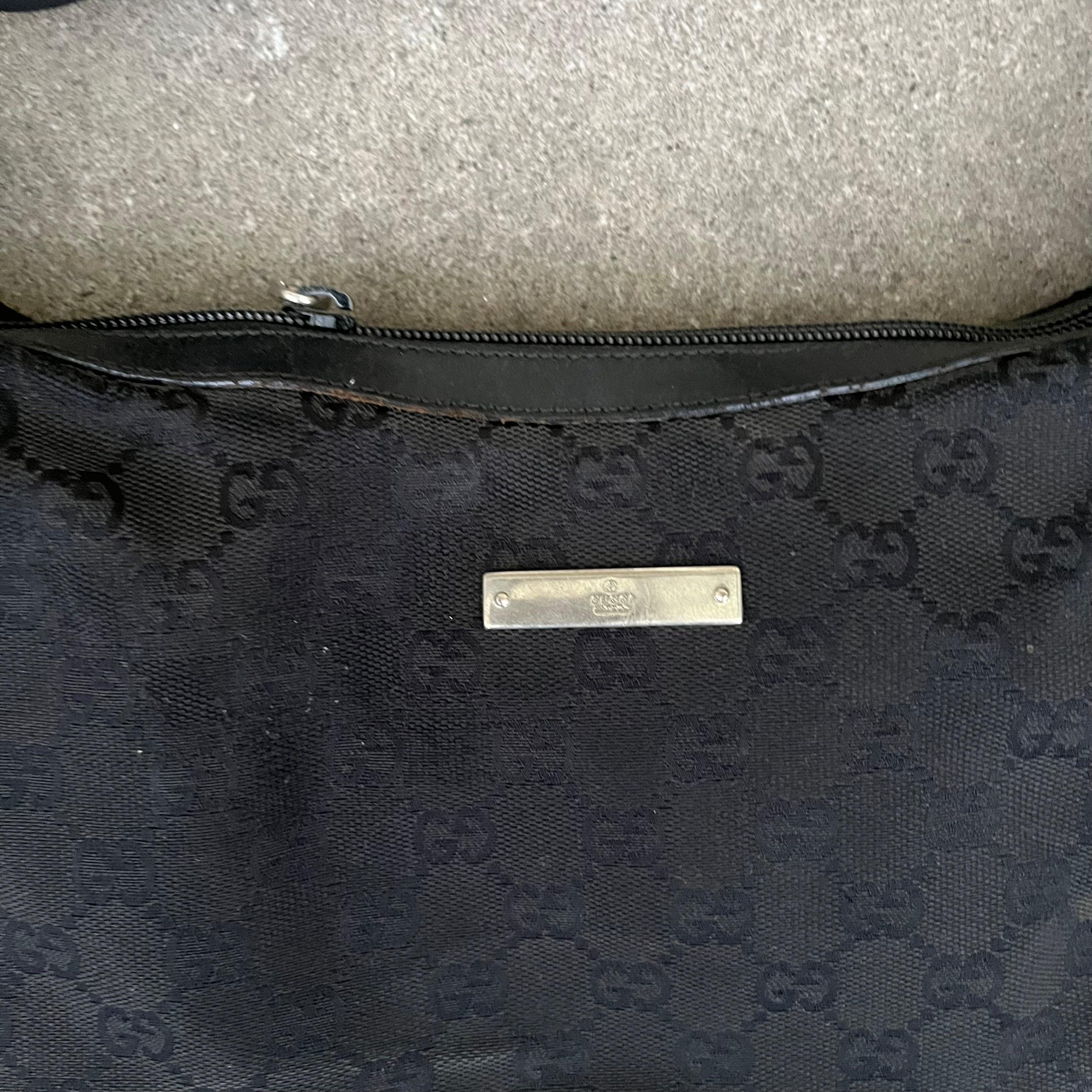 GUCCI SHOULDER BAG