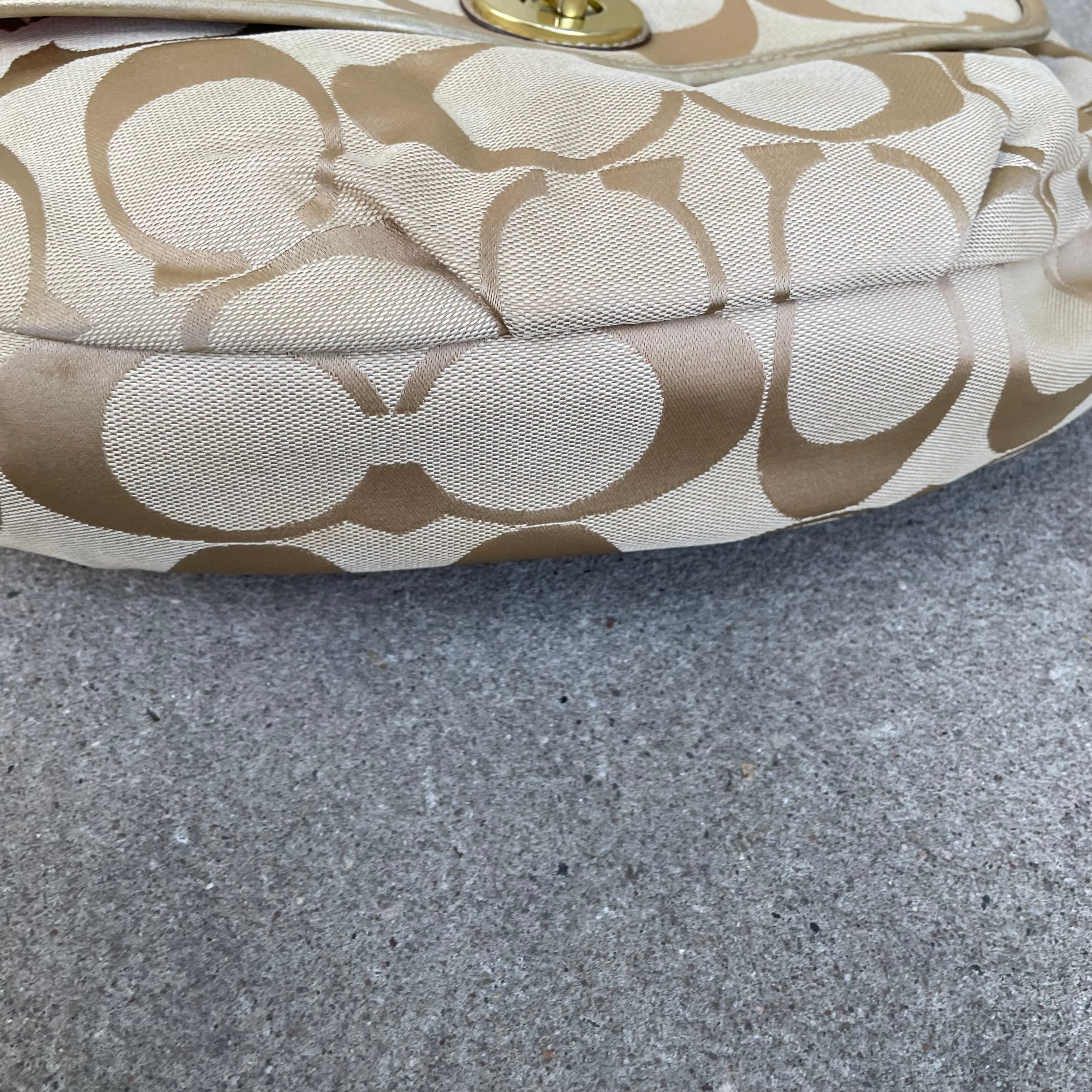 Coach shoulder bag