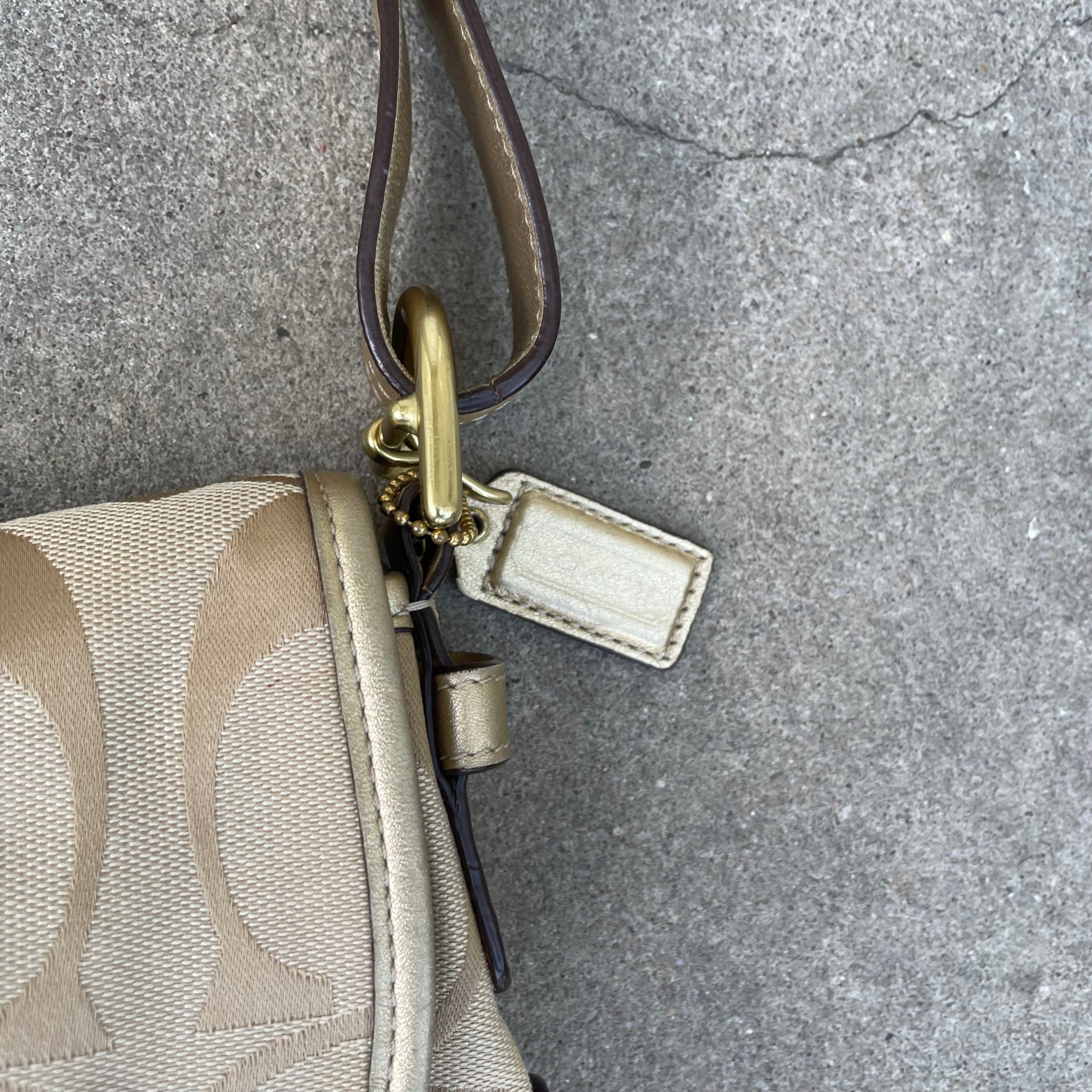 Coach shoulder bag