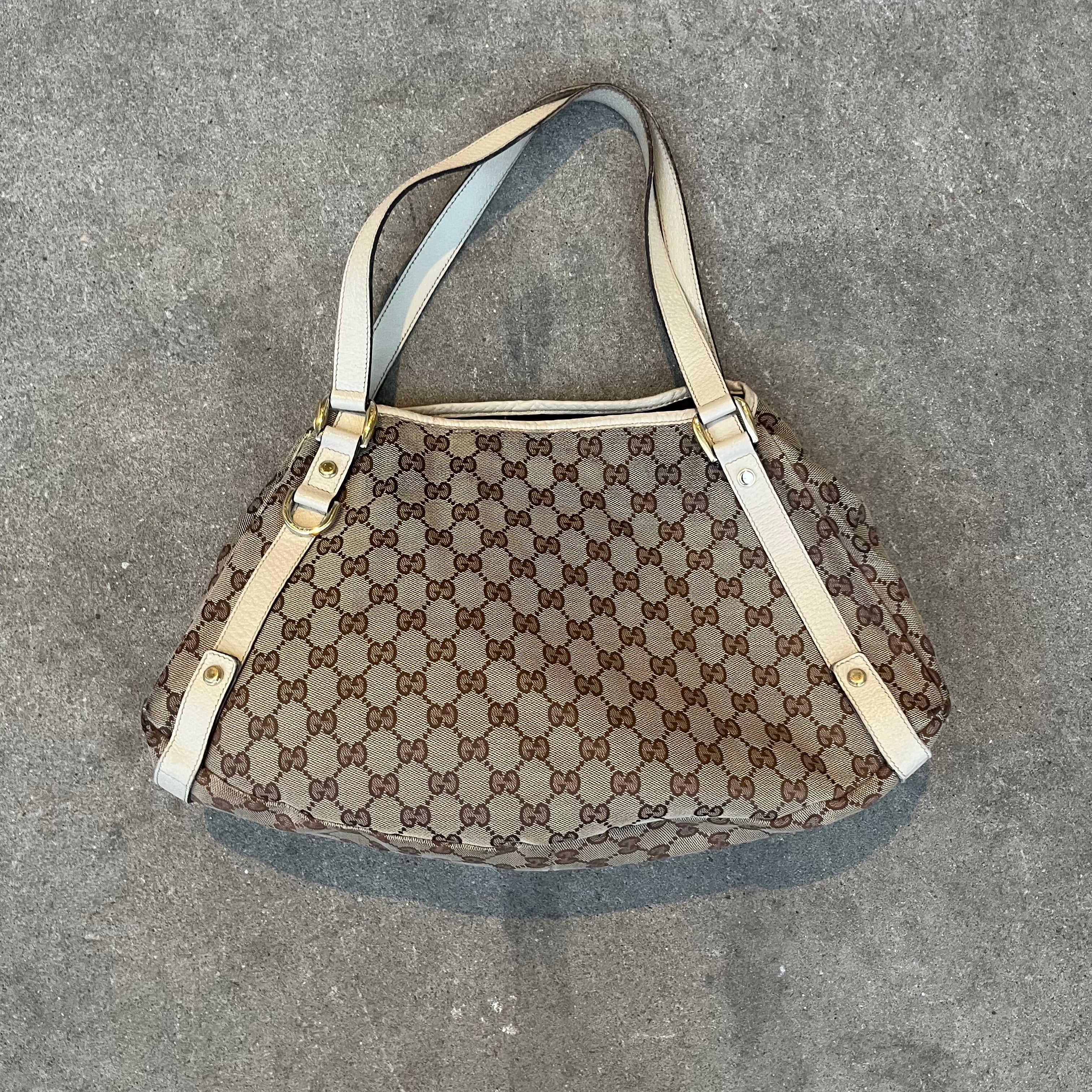 Gucci shoulder bag