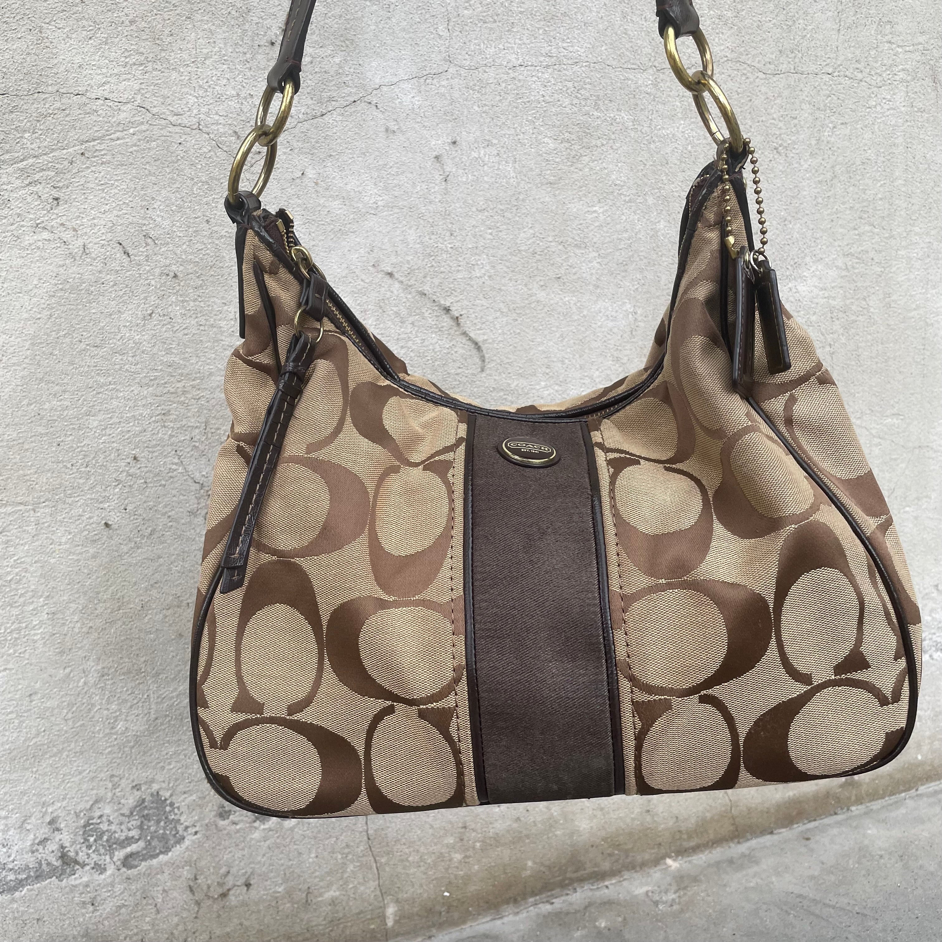 Vintage coach 2 way shoulder bag